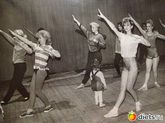 Аэробика,Ксю уже годик, и она всегда рядом!!!, альбом: как вчера..)))