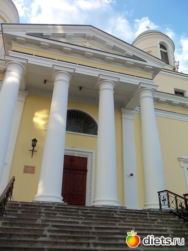 146 фото: Знакомый уютный Киев. Весна. 2012