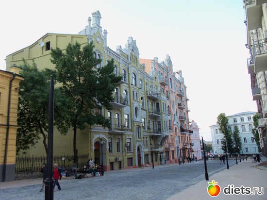 30 фото: Андреевский спуск. Беспредел продолжается