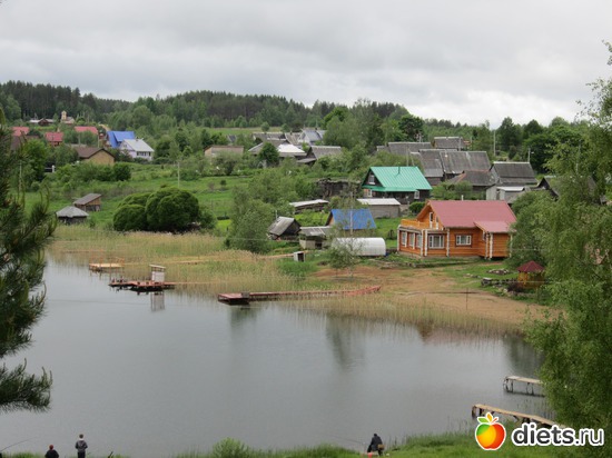 Деревня Полосы с высоты лагеря, альбом: Валдай 2012