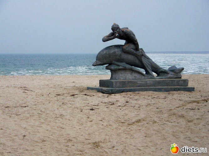 памятник человеку-амфибия, альбом: Крым