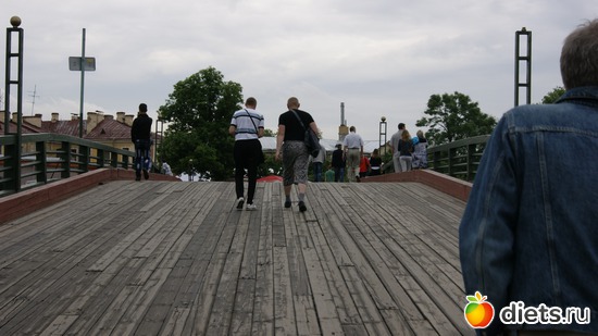 28 ����: �����