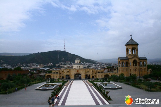 Церковь Св.Троицы на горе Св.Ильи, альбом: Путешествия.Тбилиси. Баку