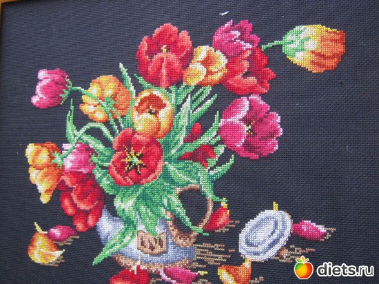 2 фото: выставка "Формула рукоделия весна 2012"