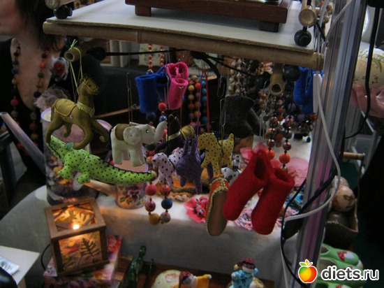 26 фото: выставка "Формула рукоделия весна 2012"