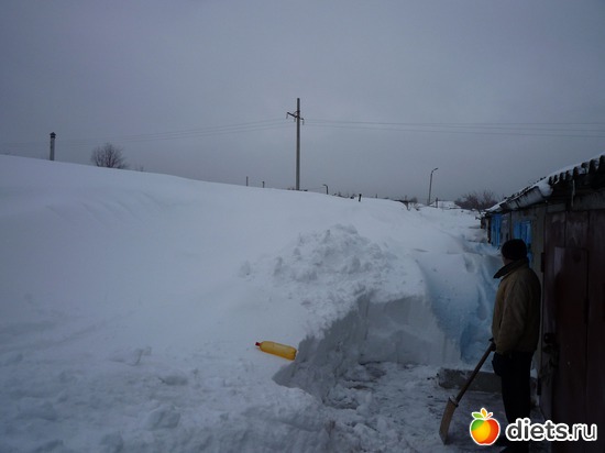 2 фото: А в Росси зимой СНЕГ бывает