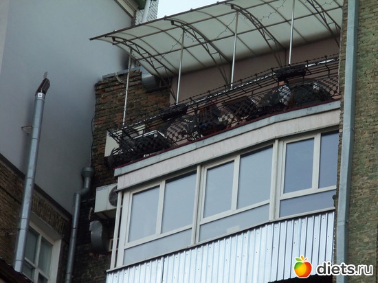 29 фото: Знакомый уютный Киев. Весна. 2012