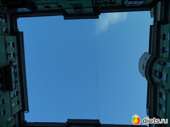 31 фото: Знакомый уютный Киев. Весна. 2012