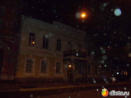 106 фото: Знакомый уютный Киев. Весна. 2012