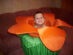 Как сделать гигантский цветок для детского утренника и произвести фурор!