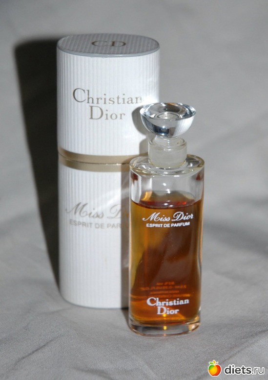 16 фото: Духи