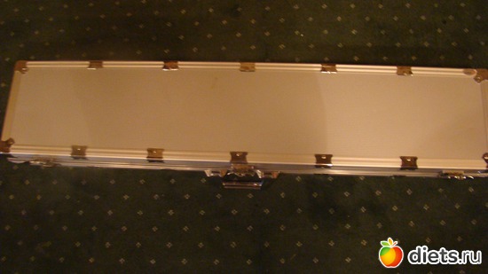 Кейс оружейный Emmebi, альбом: Гаражная распродажа.