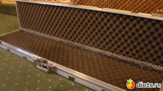 Кейс оружейный Emmebi, альбом: Гаражная распродажа.