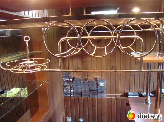 Барная стойка, альбом: Гаражная распродажа.