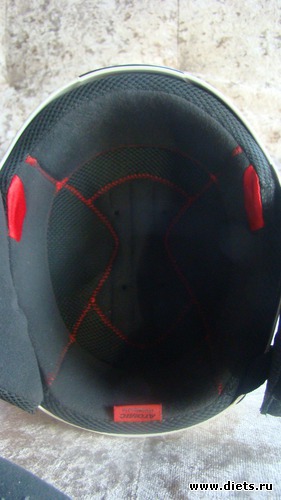 шлем горнолыжный Atomic, альбом: Гаражная распродажа.