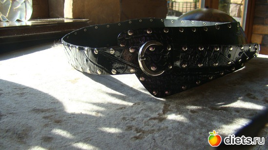 Кожаный ремешок Deny Rose новый, альбом: Гаражная распродажа.