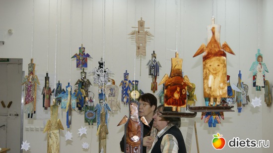 9 фото: Коты и ангелы + тайская еда