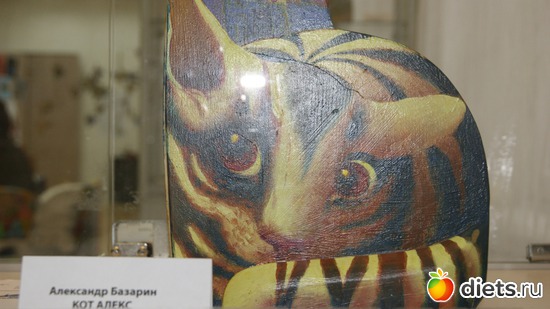 26 фото: Коты и ангелы + тайская еда