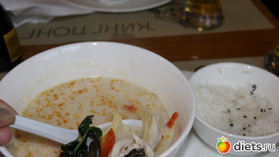 29 фото: Коты и ангелы + тайская еда