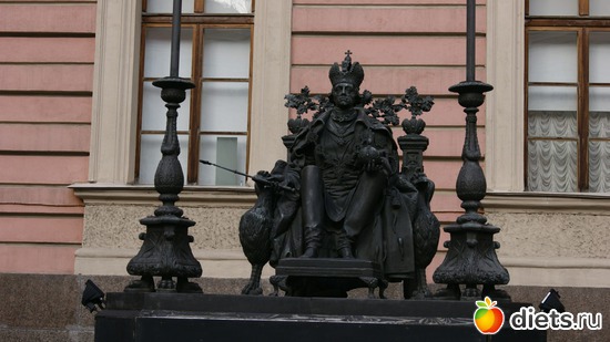 2 фото: Прогулка по Санкт-Петербургу