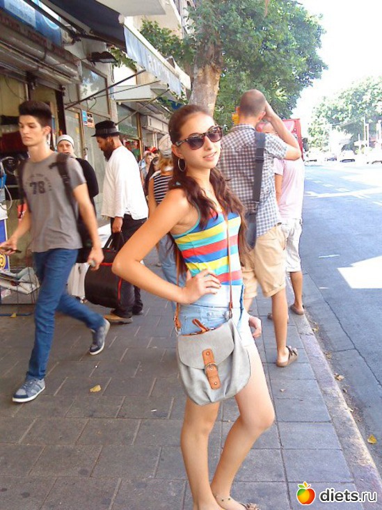 Младшая.конец августа.Тель -авив, альбом: Мои!