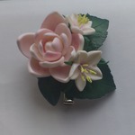 Заколки с цветами