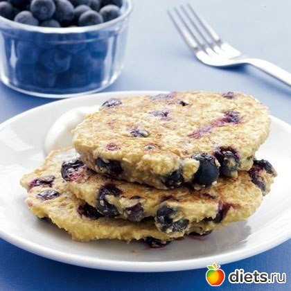 Оладьи из овсянки и черники (100 гр - 109.36 ккал)