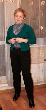 10.12.2013 у нас сегодня как-то не жарко) Но вот немного по новому оделась брюки и кардиган