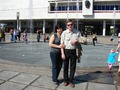 Мой муж со своей сестренкой - площадь 100-летия Ленина Мемориал