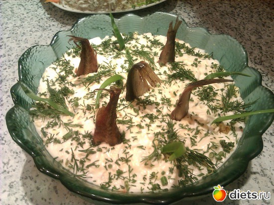 салат РЫБКИ В ПРУДУ., альбом: Мои блюда.