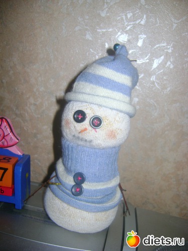 подарок моей внучи на новый год. Делала она сама этого снеговичка., альбом: Увильды 2013