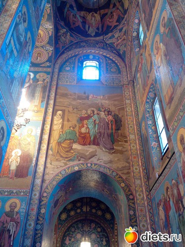 13 фото: Спас на крови.