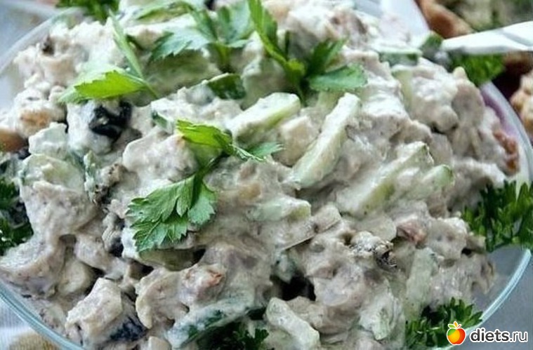 Сытный, но легкий салатик!, альбом: Полезные рецепты:)