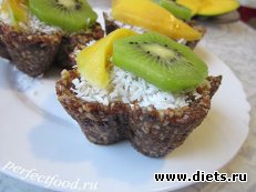 ���-���.