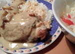 Курица со шкварками под сливочно-чесночным соусом по-венгерски
