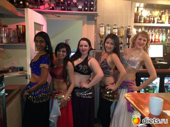 Март 2013, Лондон, выступление на вечеринке со студентами, альбом: Танцы