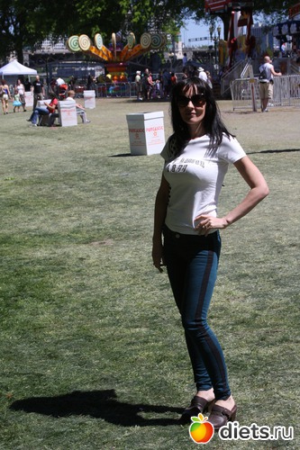 4 мая 2013, Прогулка, альбом: Я сейчас и раньше (с лишними 10кг)