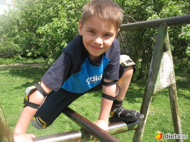 Любимый младший котик, альбом: Семейный