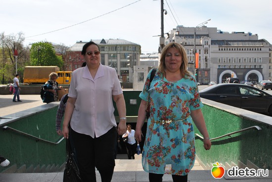 Ленуся с Гаянкой), альбом: Встреча с девочками сайта 10.05