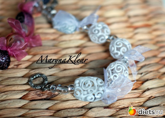 Новогодняя коллекция "Зимний Бантик" Все браслеты будут по 180 грн (800руб) Lampwork, альбом: Моя бижутерия