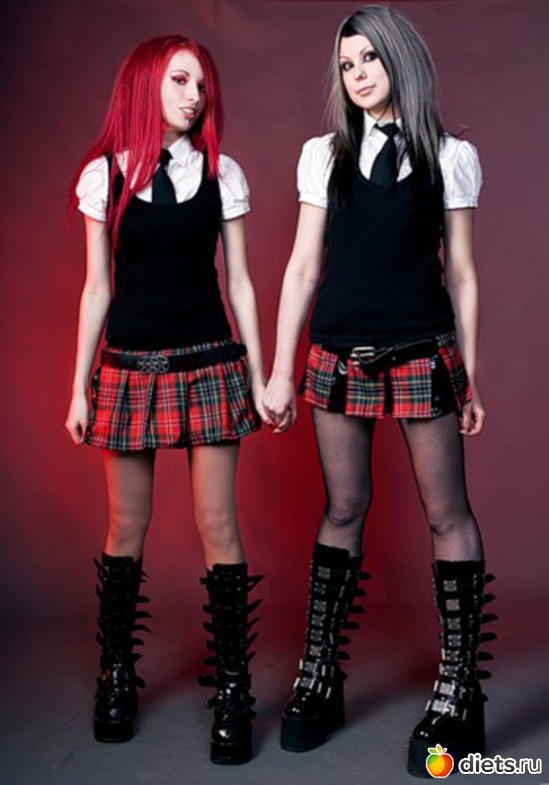 2 фото: Юбка-килт и юбка-шотландка