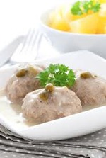 Тефтели в яично-лимонном соусе