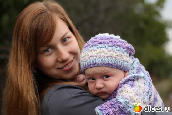 Это моя младшенькая доча с моей младшенькой и единственной (пока) внучей. Остальные четверо внуки., альбом: мое вязание