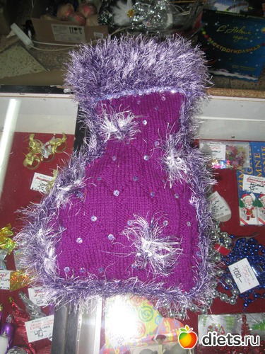 Новогодний валенок для подарков (вязание на спицах), альбом: Мое хобби-работа РУКОДЕЛИЕ-плетение из бумажной лозы