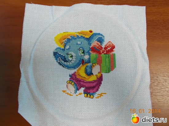 Слон с подарком, альбом: мои вышивалочки