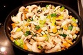 Рис, тушёный с грибами и овощами. *на 100 гр - 123 ккал*