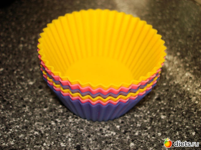 для кексиков и десертов, альбом: Мои "помощники" на кухне