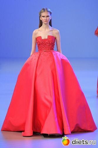 7 фото: Вечерние, коктейльные, для выпускного - платья и комплекты