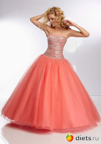 74 фото: Вечерние, коктейльные, для выпускного - платья и комплекты