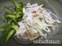 Салат с кальмарами и огурцом!